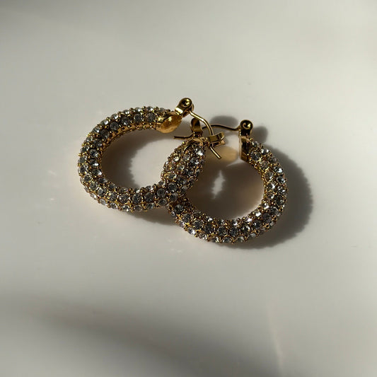 Maya Hoops