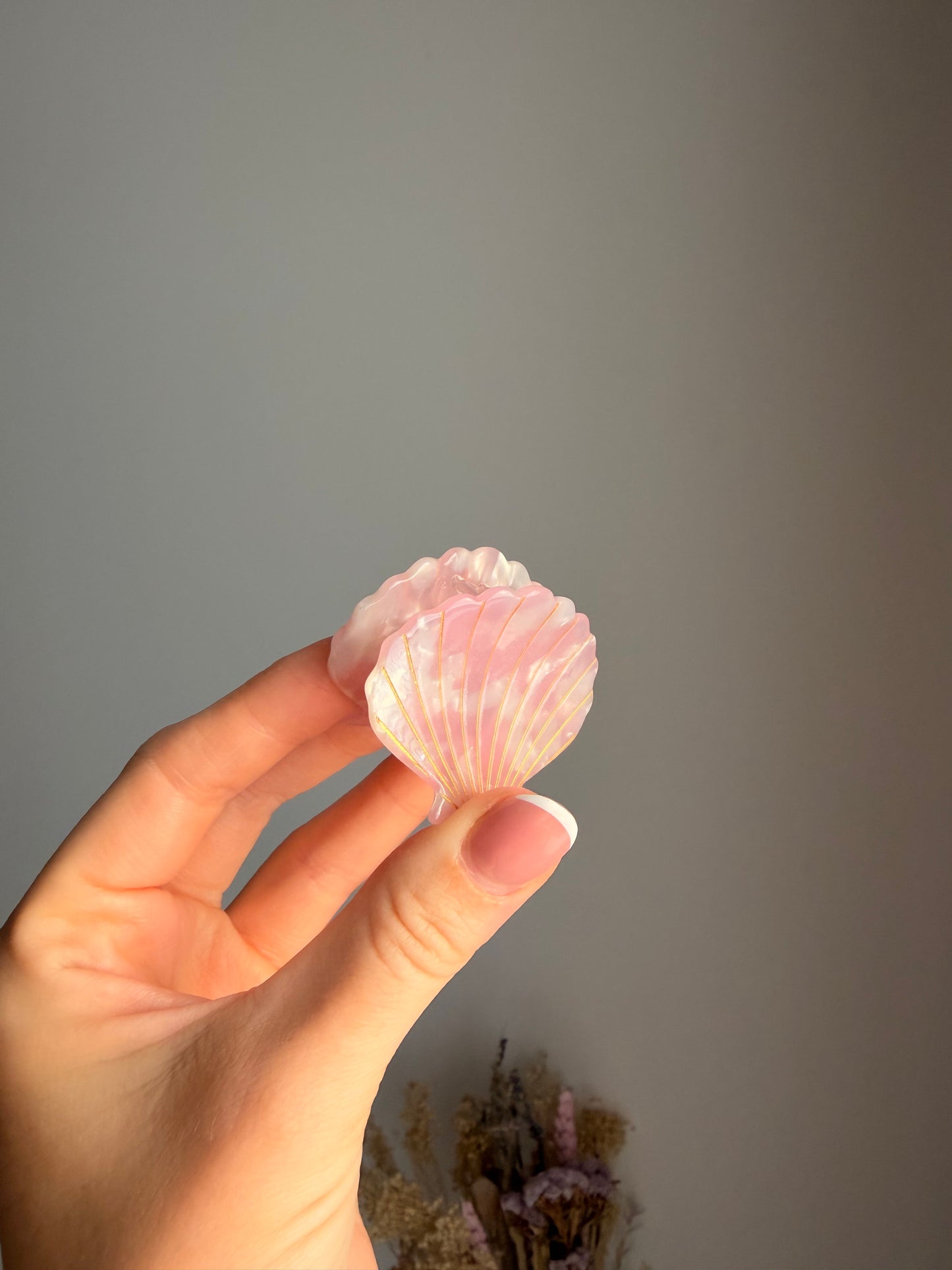 Mini Shell Claw Clip