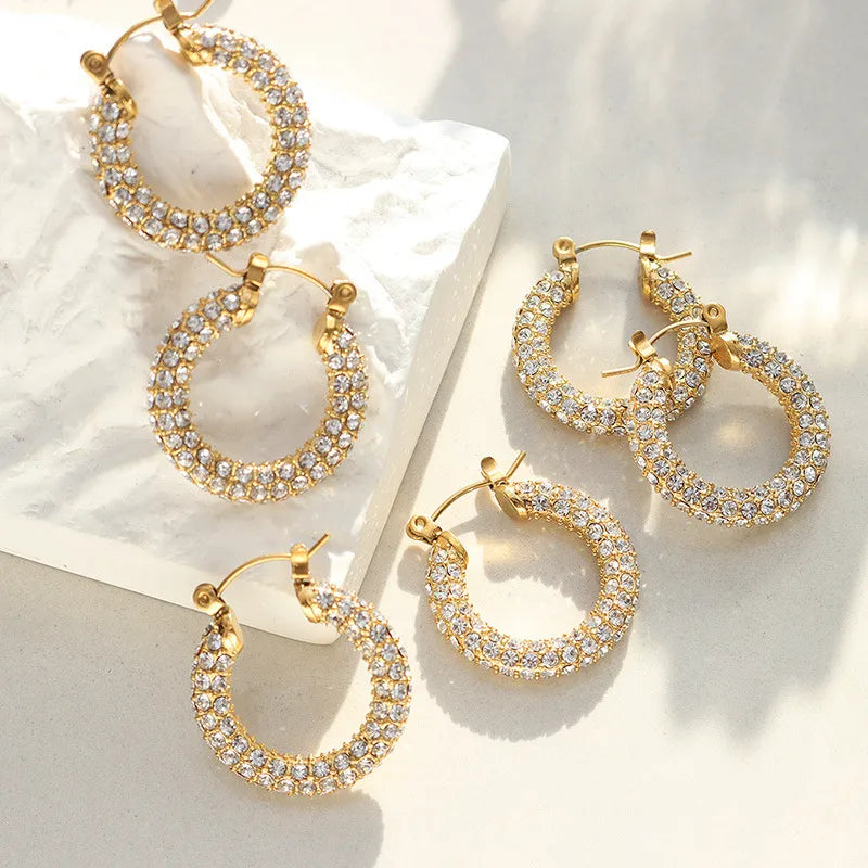 Maya Hoops